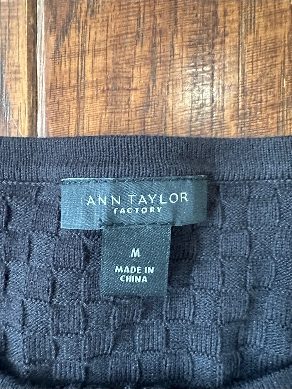 Ann Taylor Factory Black Textured Zip-Up Cardigan. New Without Tags
